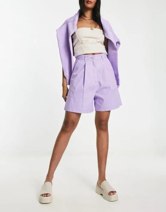 tailored shorts in lilac