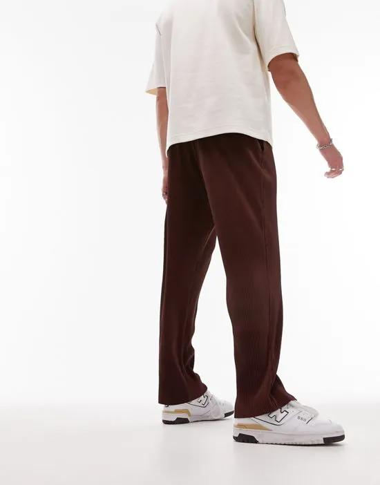 tapered plisse sweatpants in brown