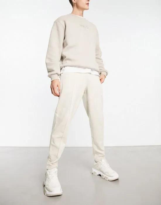 tapered with pintucks sweatpants in beige