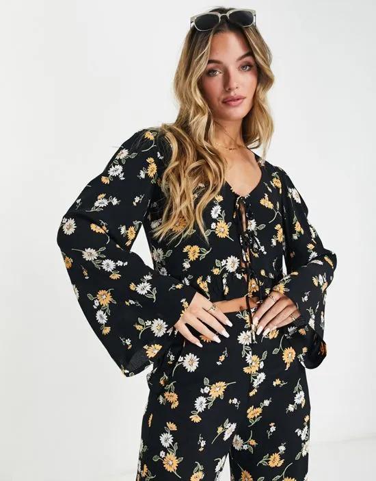 tie front blouse in black sunflower floral