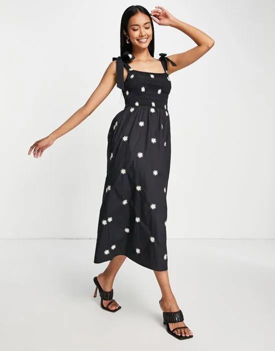 tie shoulder daisy embroidered maxi dress in black