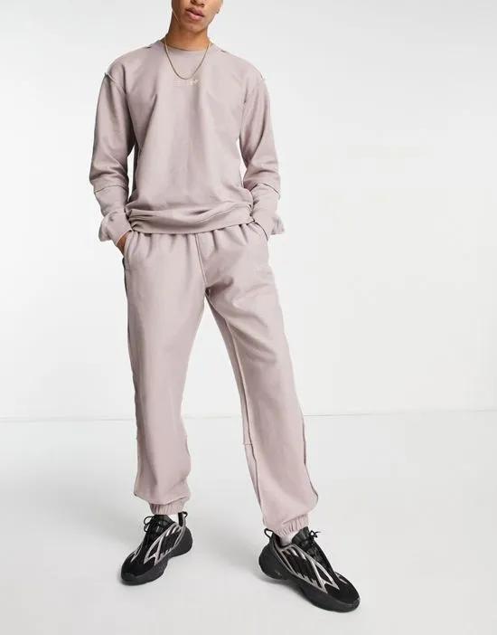 Tonal Textures French terry sweatpants in gray