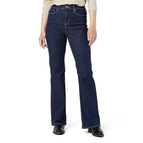 Totally Shaping Flare Jeans