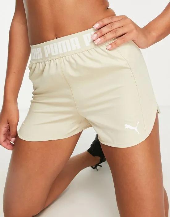 Training Strong woven shorts in stone