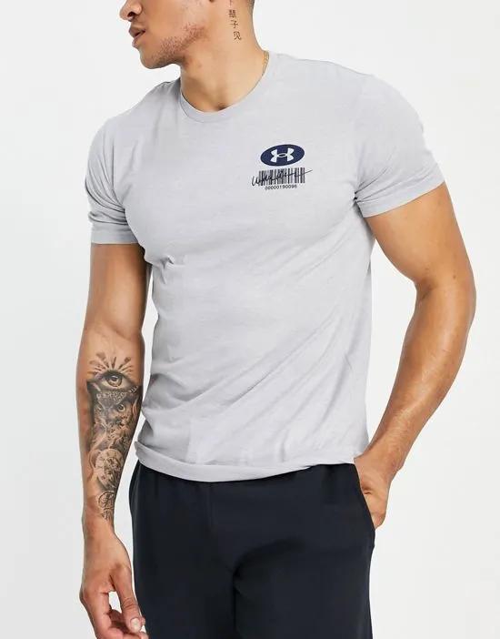 Training t-shirt with backprint in gray