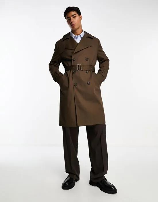 trench coat in brown