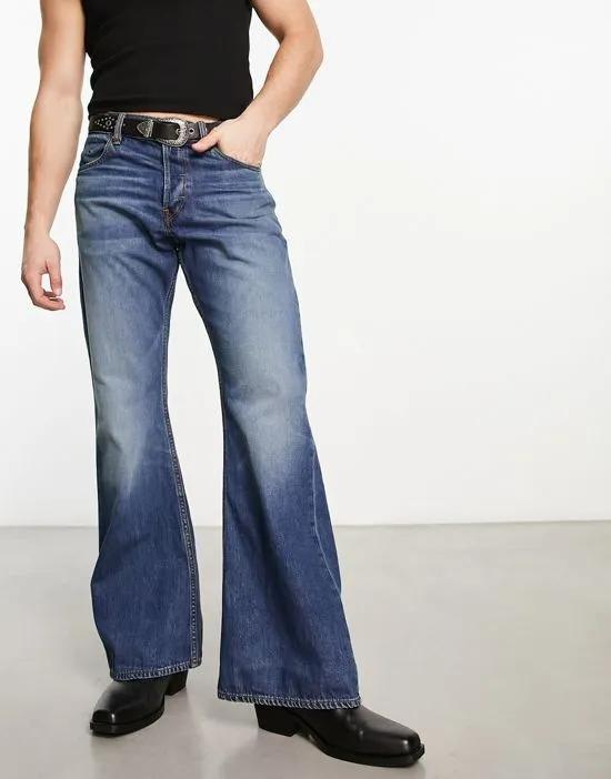 Triple A bootcut jeans in midwash blue