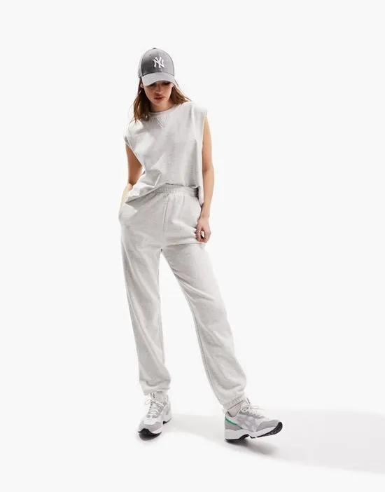 ultimate sweatpants in ice heather