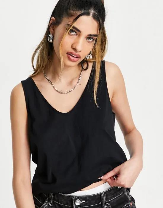 ultimate tank top with scoop neck in cotton in black - BLACK