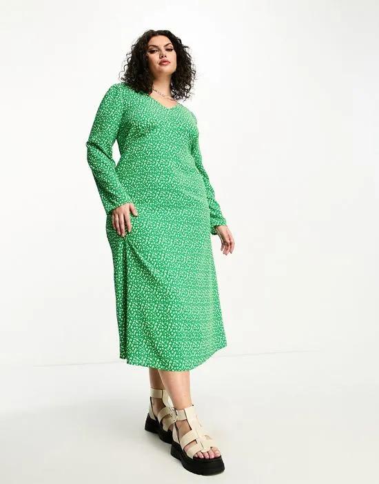 Urban Threads Plus midi tea dress in green ditsy floral