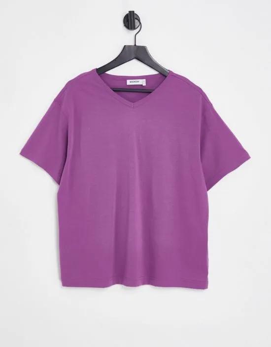 v front t-shirt in dusty purple