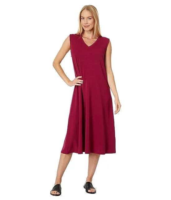 V-Neck Calf Length Sleeveless Dress