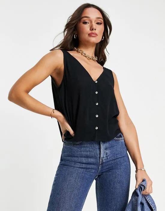 v-neck crinkle tank top with shell buttons in black