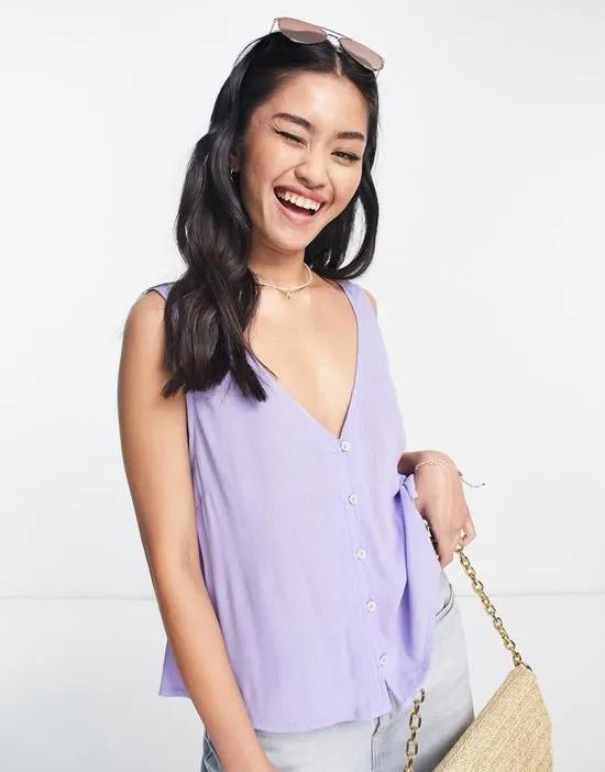 v-neck crinkle tank top with shell buttons in lilac