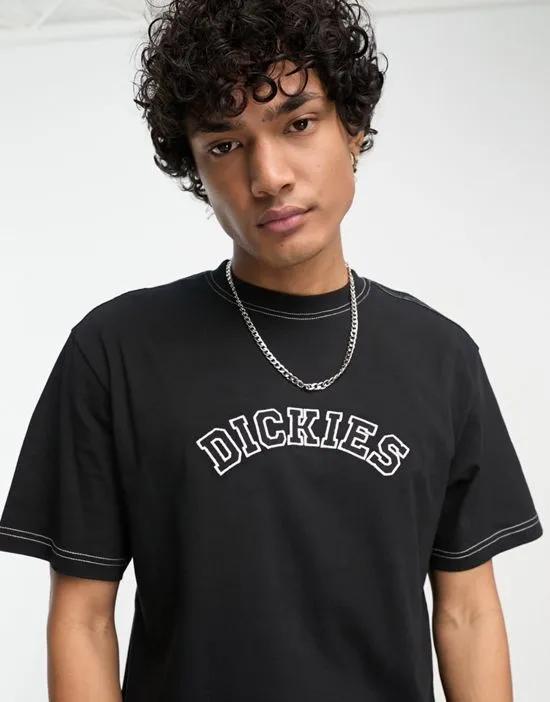 west vale embroidered varsity logo t-shirt in black