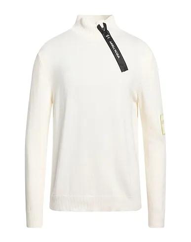 White Knitted Sweater with zip