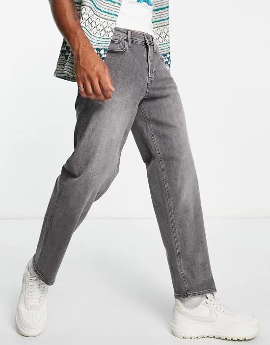 wide fit jean in gray