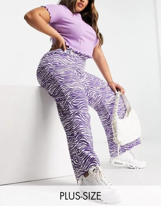 wide leg pants in lilac zebra