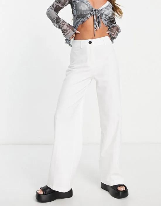 wide leg tailored pants in white