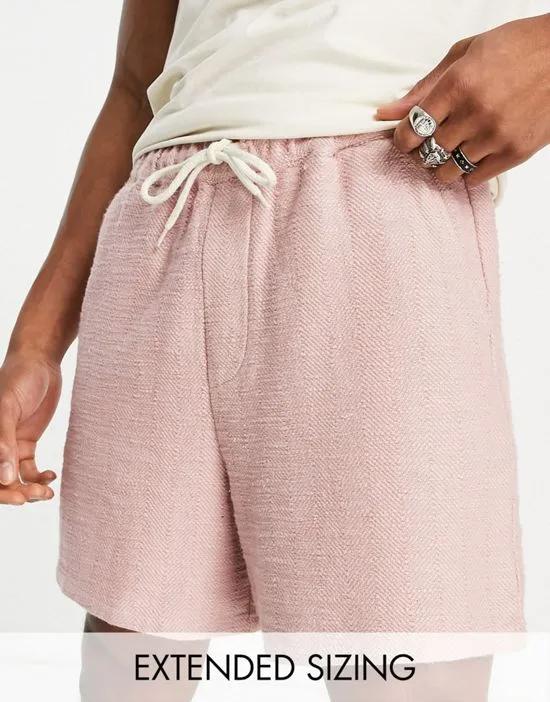 wide shorts in pink natural look textured fabric