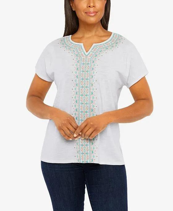 Women's Coconut Grove Center Geo Embroidery Short Sleeve Top