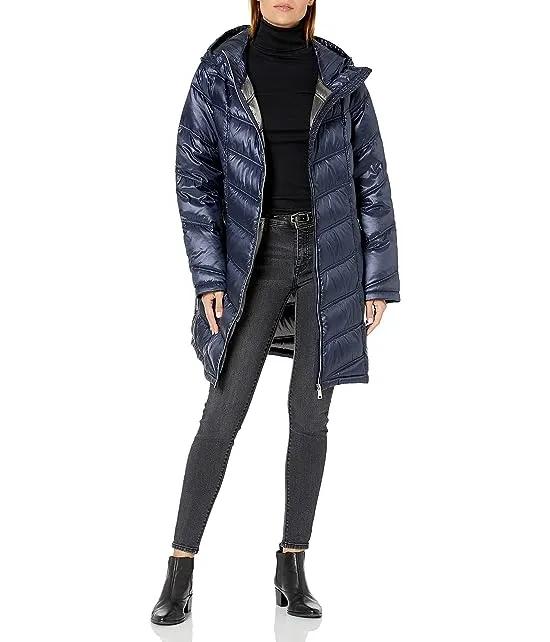 Women's Hooded Chevron Packable Down Jacket (Standard and Plus)