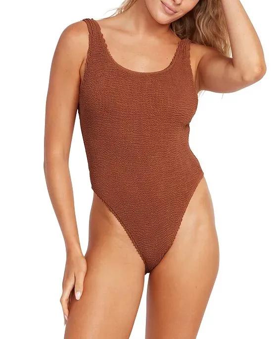Women's Simply Scrunch Low-Back Textured Swimsuit