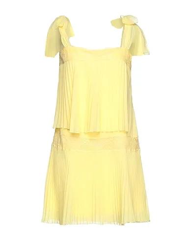 Yellow Crêpe Pleated dress